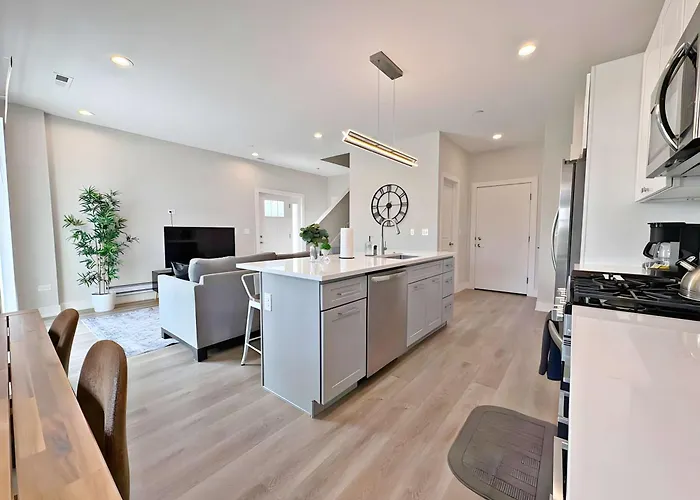 Apartment Modern 4br Townhouse With Parking & Views - Wville Rep 4 *