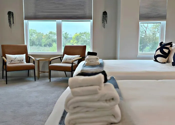 Apartment Modern 4br Townhouse With Parking & Views - Wville Rep 4 *